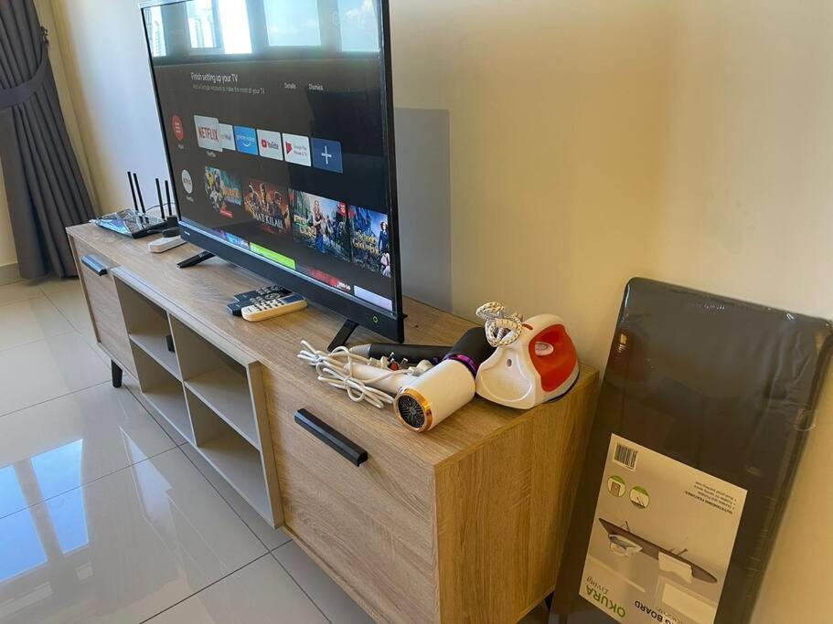 Meridin Medini By Wp Homestay Nusajaya  Ngoại thất bức ảnh