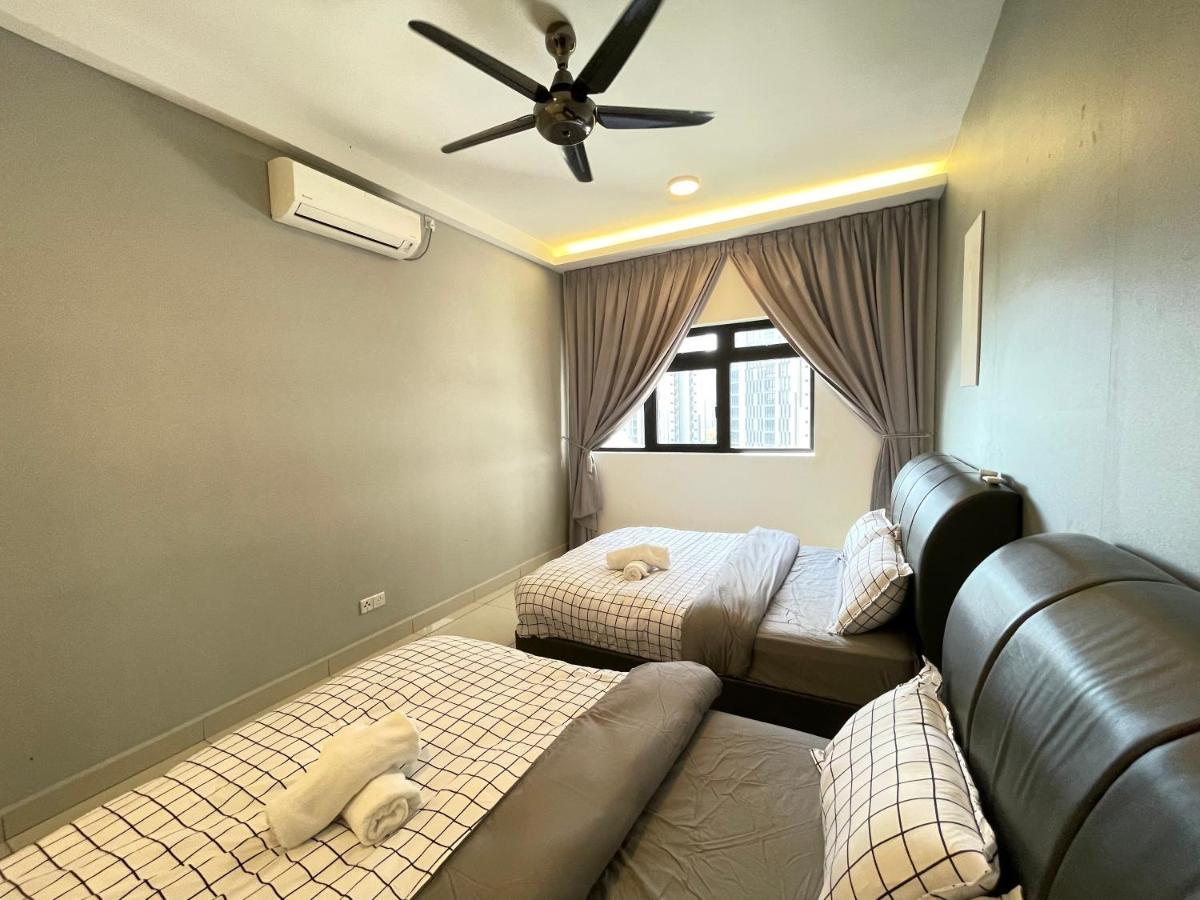 Meridin Medini By Wp Homestay Nusajaya  Ngoại thất bức ảnh