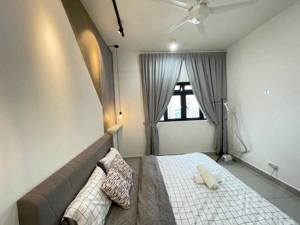 Meridin Medini By Wp Homestay Nusajaya  Ngoại thất bức ảnh
