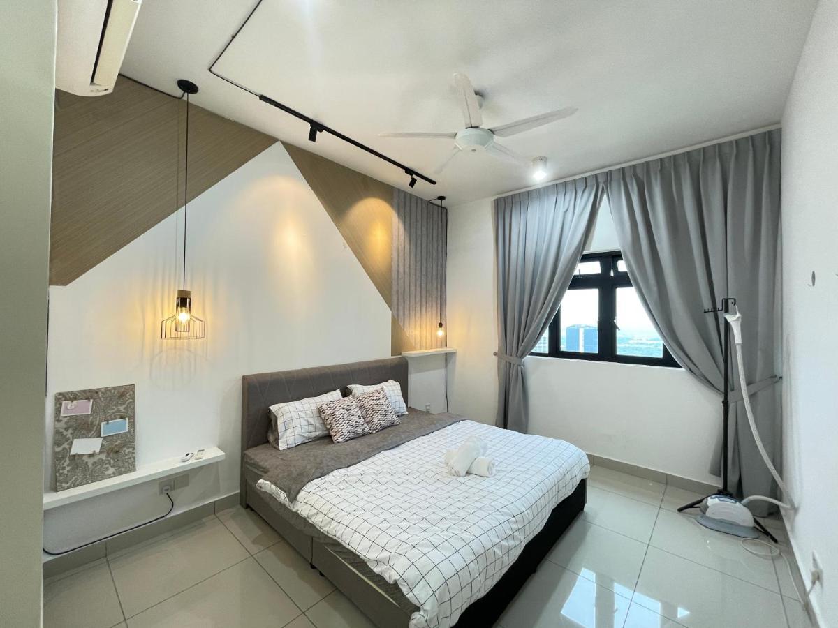 Meridin Medini By Wp Homestay Nusajaya  Ngoại thất bức ảnh