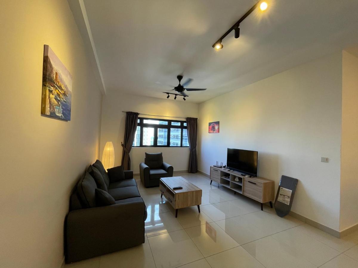 Meridin Medini By Wp Homestay Nusajaya  Ngoại thất bức ảnh
